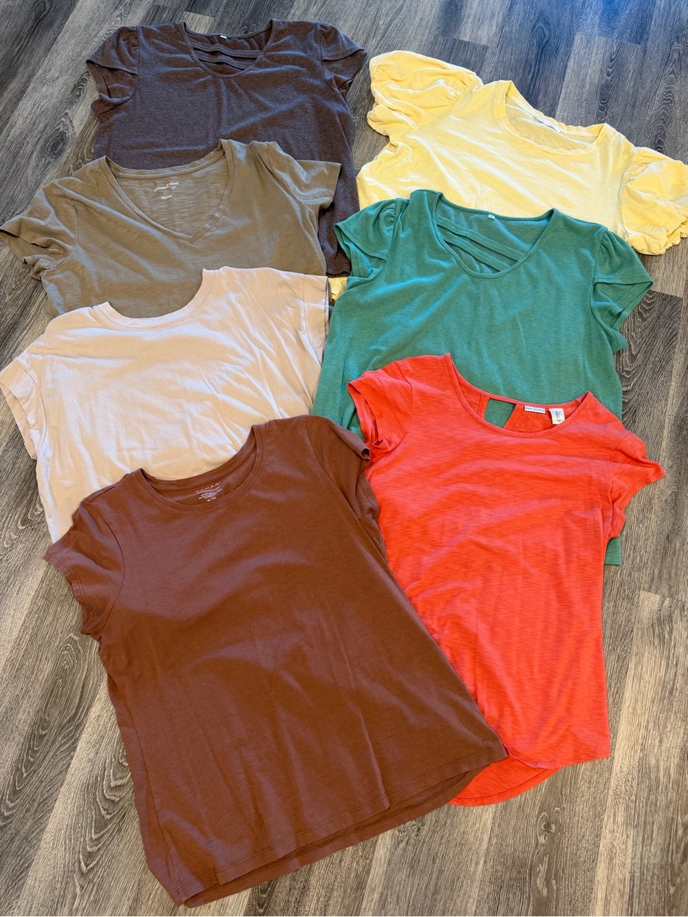 Tee shirts